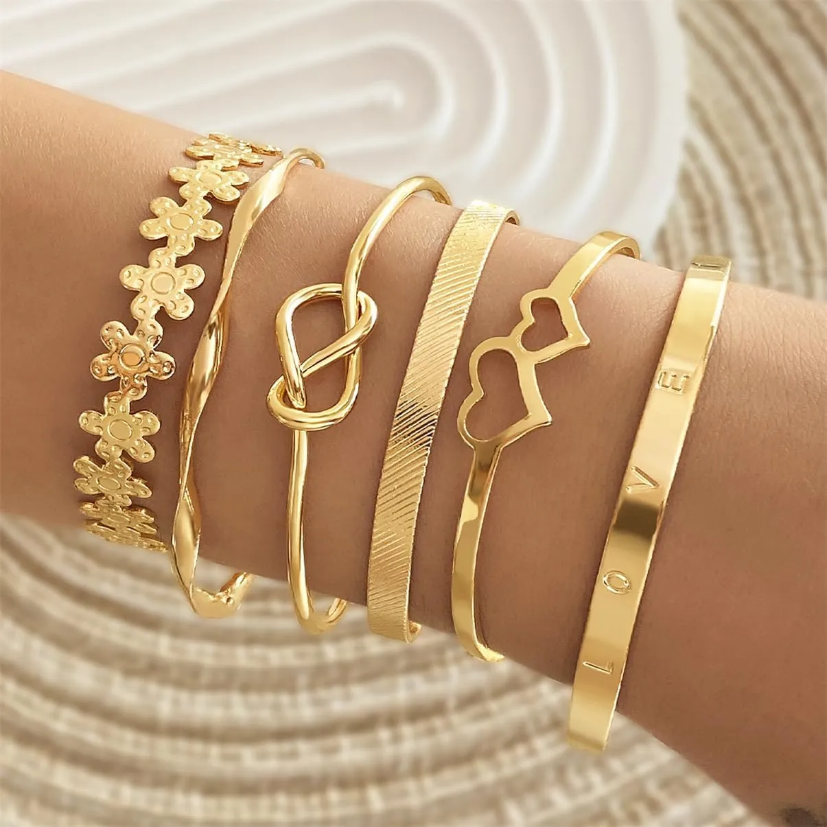 19Pcs Gold Bangle Bracelets Set for Women Boho Multi Layer Stack Textured Bracelets Indian Chunky Bangle Bracelet for Women Teen