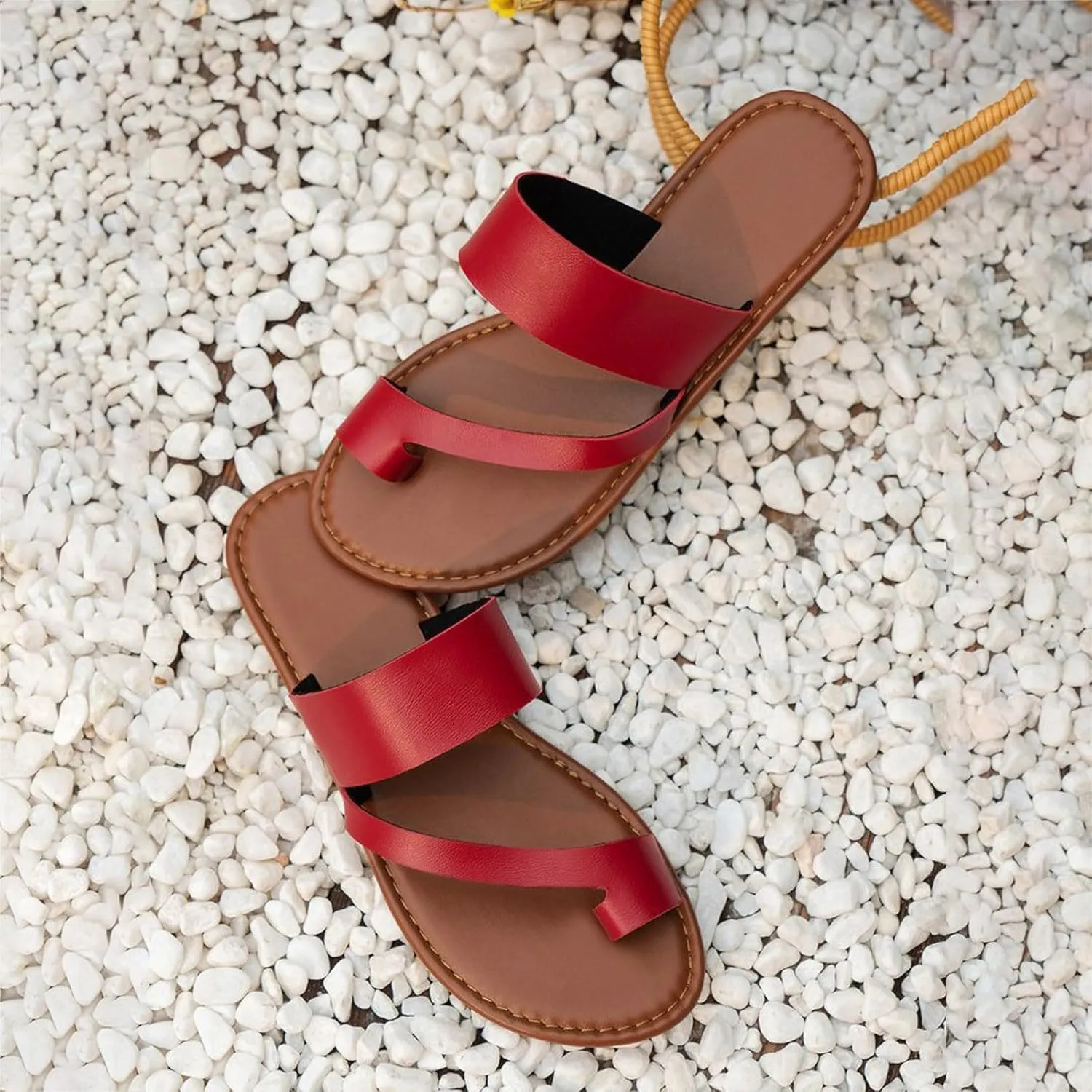 2025 Flat Sandals for Women Summer Clip Toe Slip-On Dressy Casual Shoe Comfortable Non-Slip Open Toe Leather Walking Footwear Outdoor Beach Vacation Slippers Breathable Soft Sole Loafer Shoes