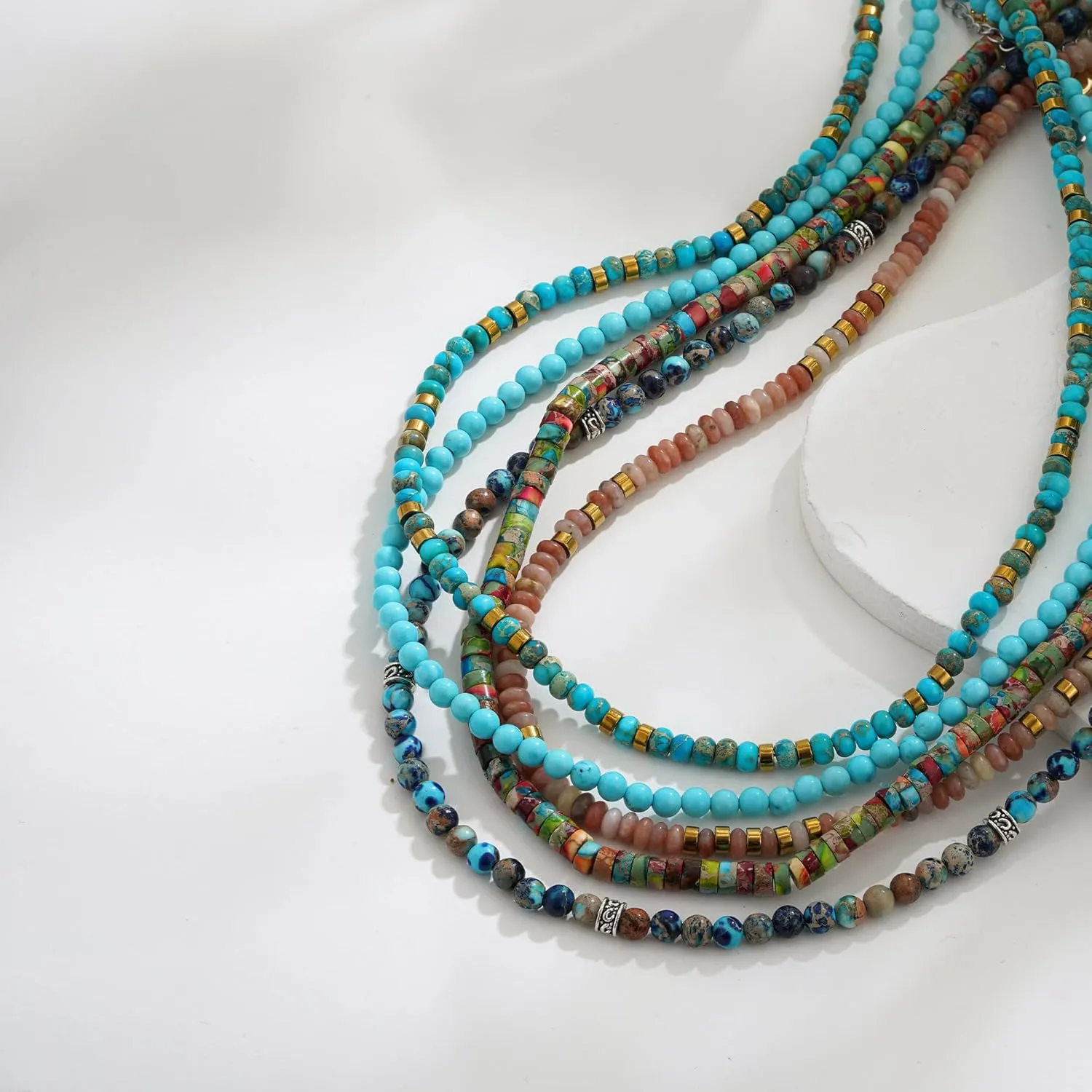 Boho Beaded Necklace for Women - Natural Turquoise Beaded Necklaces Choker Summer Beach Necklace Natural Cloroful Bead Necklaces for Teen Girls Handmade Boho Jewelry Birthday Gift