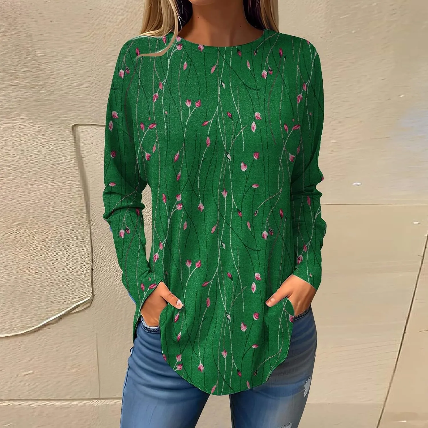 DuDubaby Sweatshirt for Women Long Sleeve Pullover Trending Retro Floral Print Round Neck Shirts Loose Fit Workout Tee