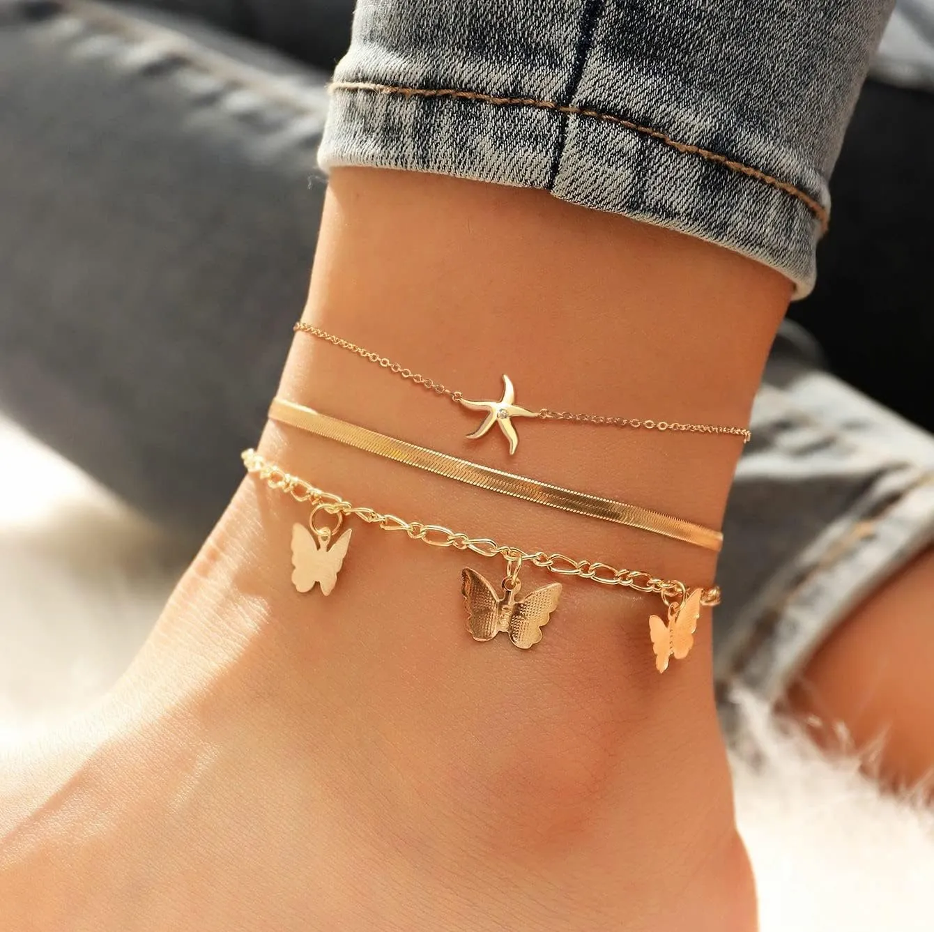 Gold Ankle Bracelets for Women, 14K Gold Plated Anklets Adjustable Cuban Link Anklets Set Tiny Cute Summer Barefoot Jewelry Gift.