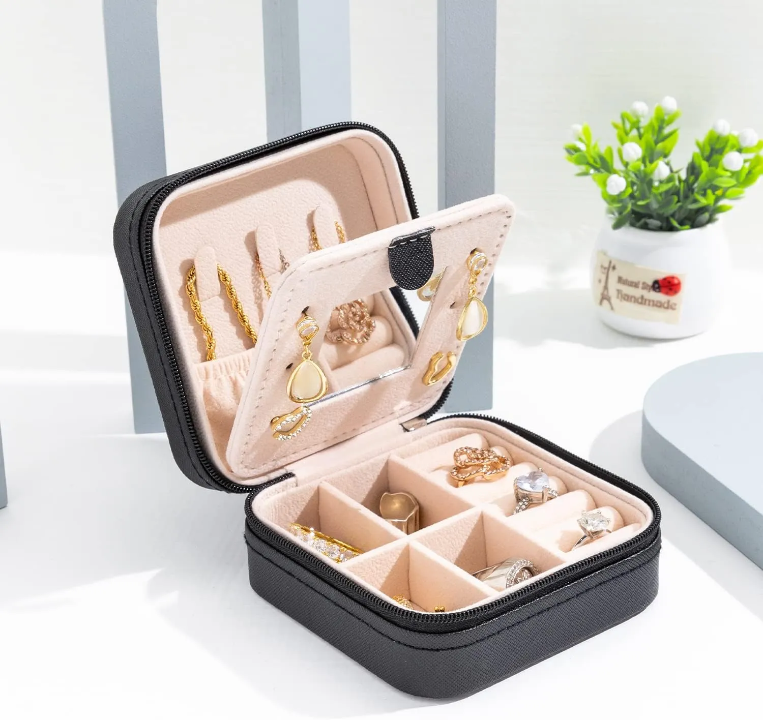 KElofoN Travel jewelry case Travel jewelry box Travel Jewelry Organizer Small Jewelry Organizer Box for Girls Women with Mirror(Black)
