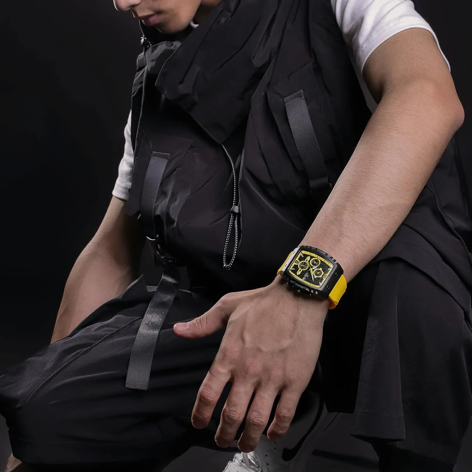 NAVIFORCE Men Quartz Watch Auto Date Week Business Dress Analog Wrist Watches