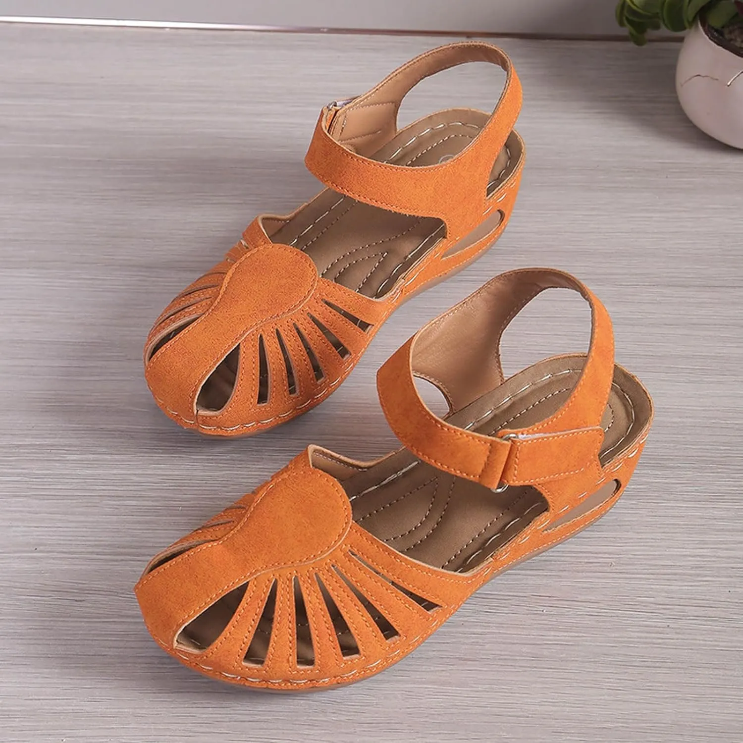 Orthopedic Sandals for Women with Arch Support Breathable Comfortable Wedge Heel Shoe Summer Beach Vacation Footwear Non-Slip Cut-Out Soft Sole Shoe Fashion Closed Toe Slippers with Ankle Strap