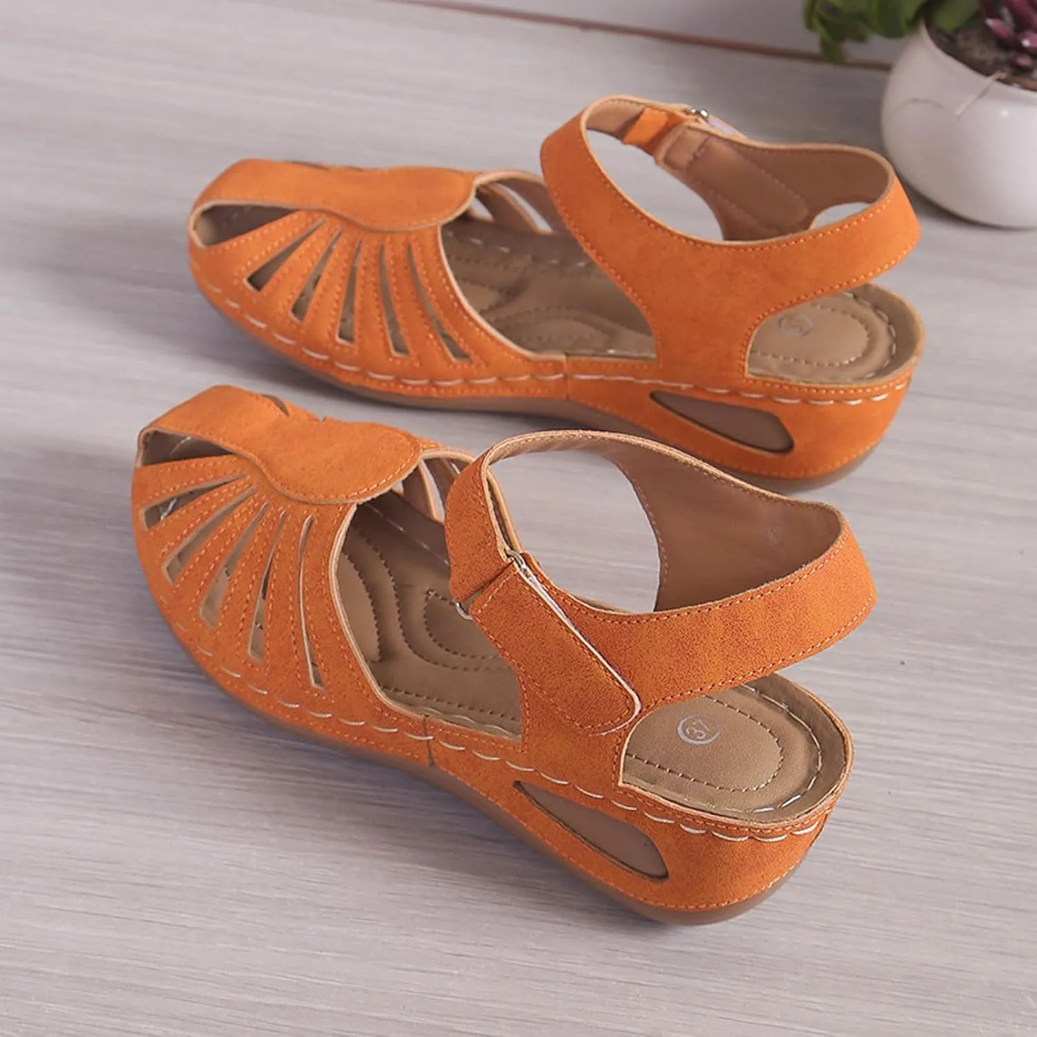Orthopedic Sandals for Women with Arch Support Breathable Comfortable Wedge Heel Shoe Summer Beach Vacation Footwear Non-Slip Cut-Out Soft Sole Shoe Fashion Closed Toe Slippers with Ankle Strap