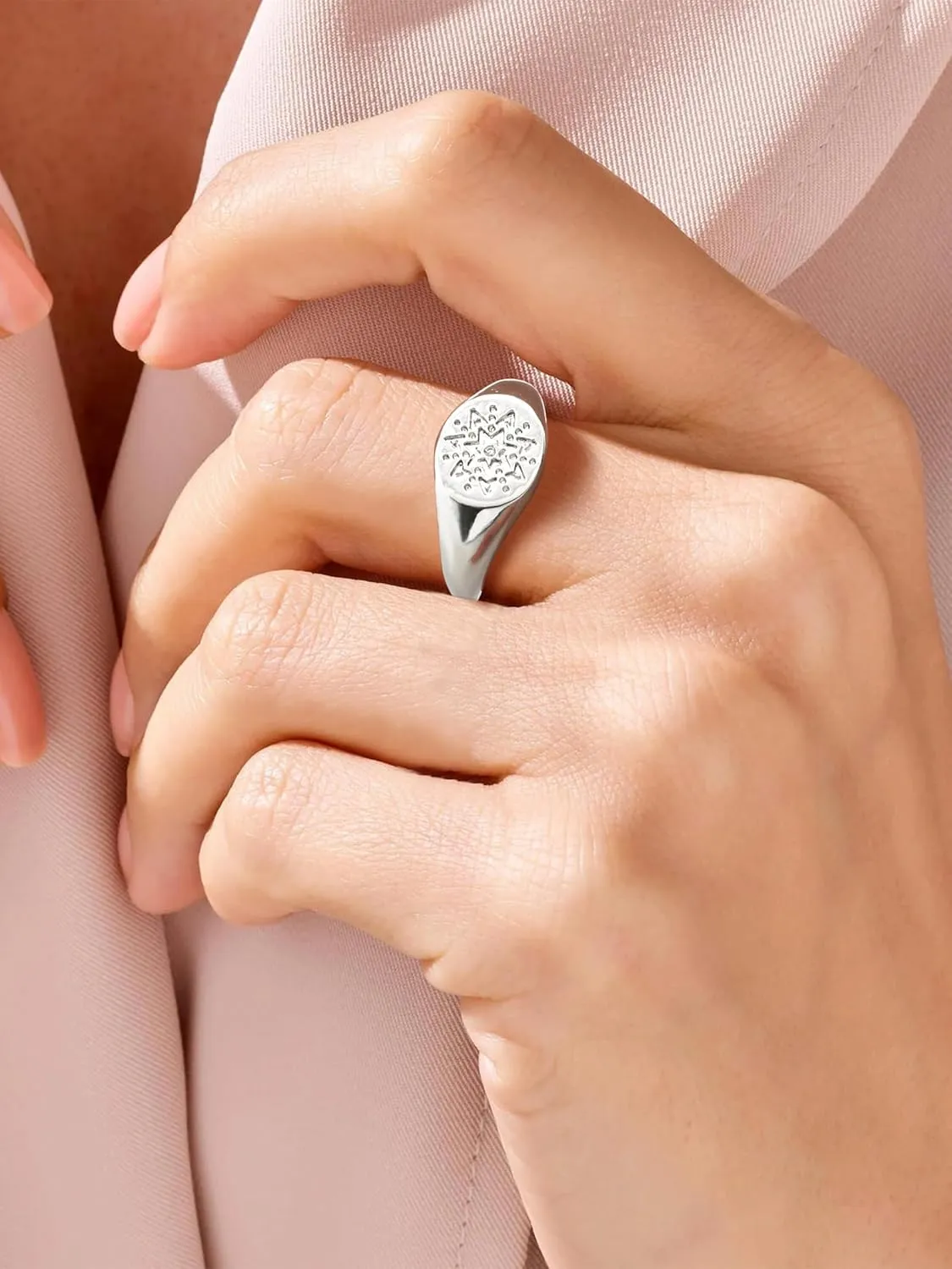 Platimun/18K Gold Plated Band Ring/Statement Rings for Women Fashion Everyday Jewelry Adjustable Rings(with Box)