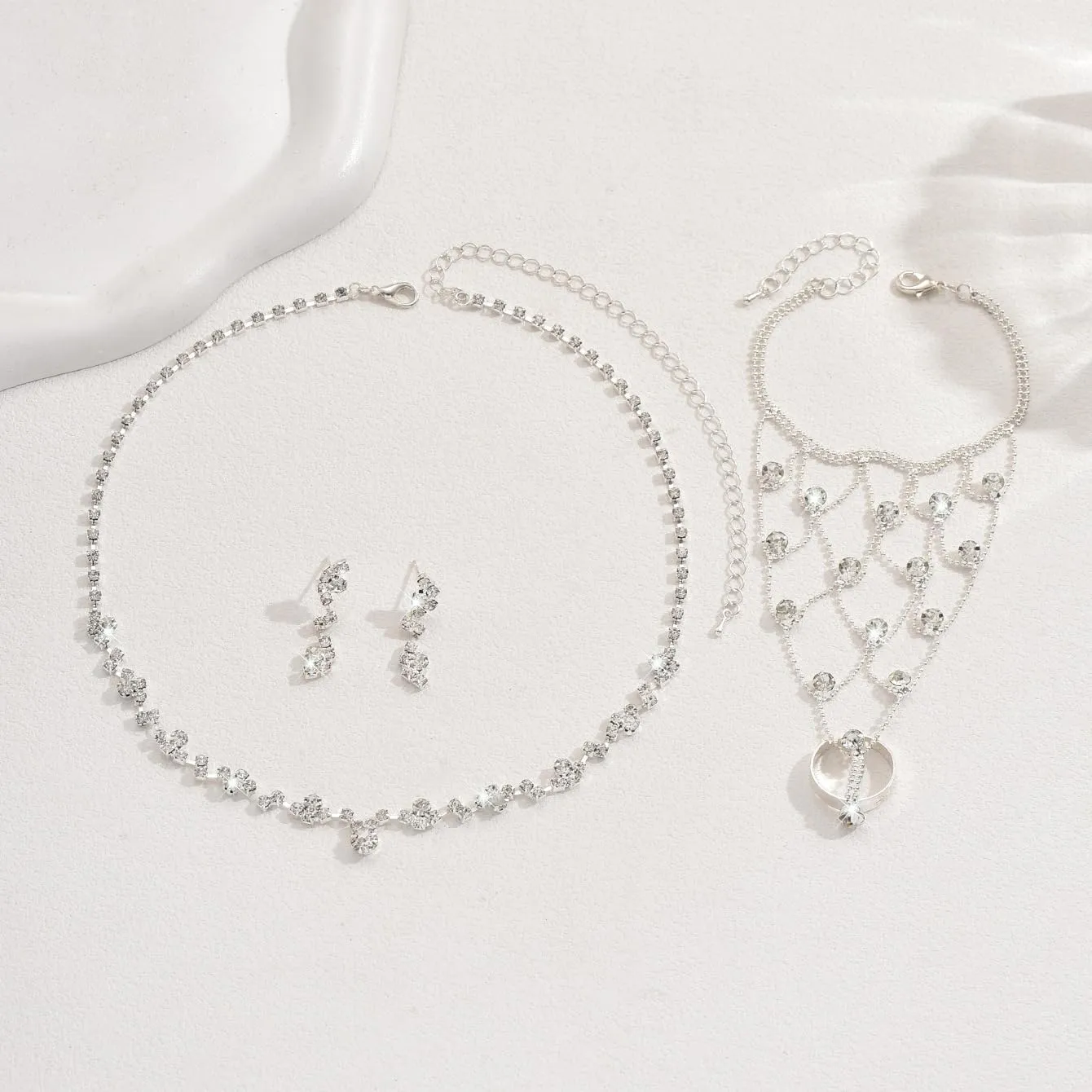 Wedding Jewelry Sets for Brides Rhinestone Necklace and Earring Set Bracelet Ring Gold Silver Prom Jewelry Sets Diamond Flower Teardrop Necklace for Women