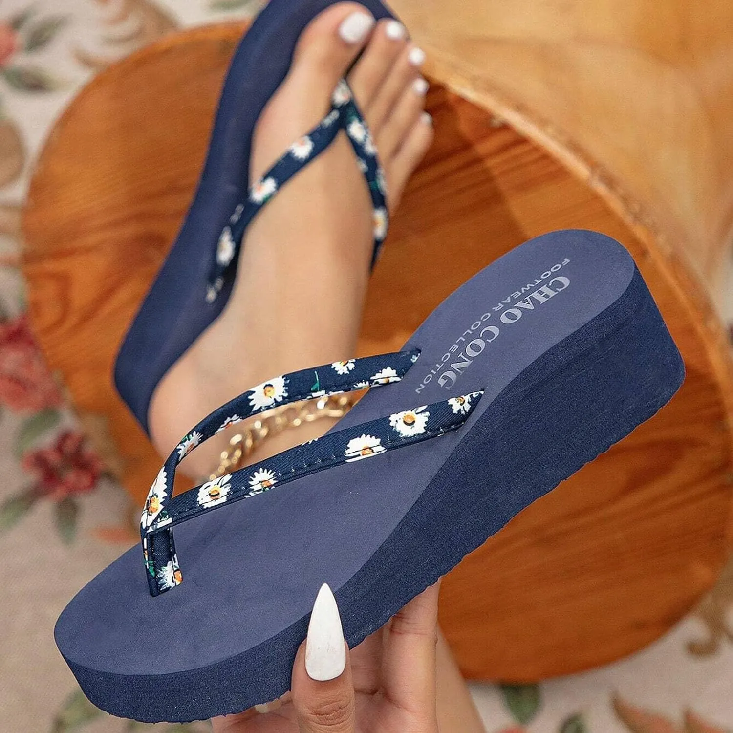Women's Arch Support Flip Flops Comfortable Casual Summer Beach Thong Sandals Thong Cork Sandals Women