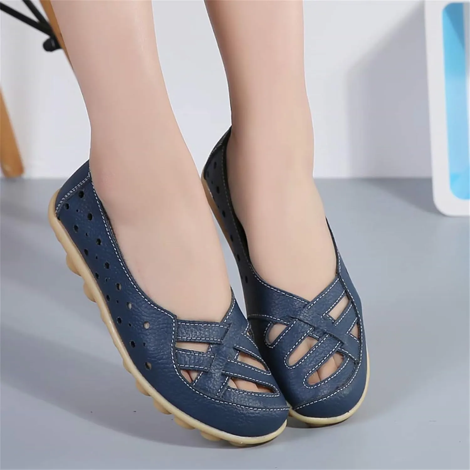 Womens Flat Sandals 2025 Summer Orthopedic Sandals Comfort Walking Office Flat Loafer Hollow Out Slip On Breathable Shoes Casual Leather Fashion Flats for Women