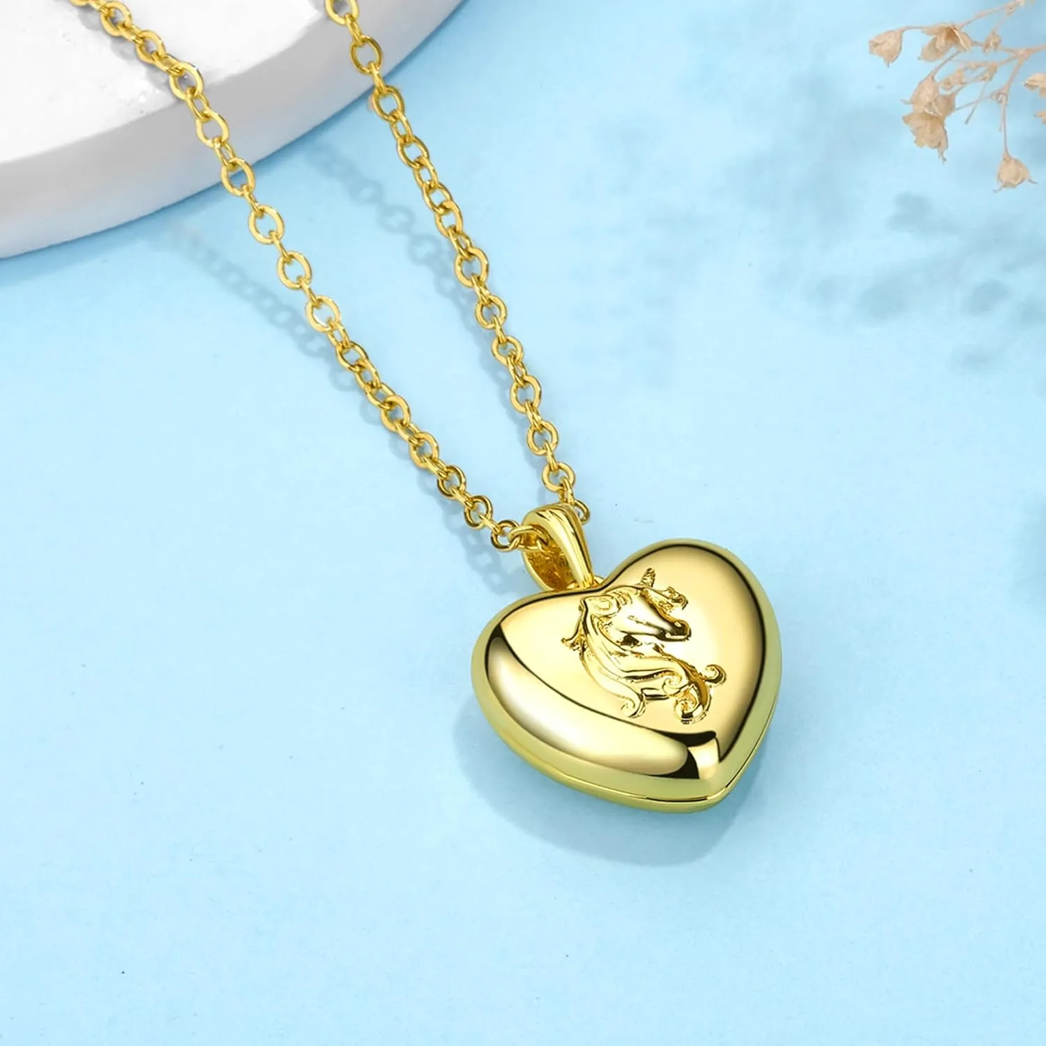 YOUFENG Love Heart Locket Necklace that Holds Pictures Polished Lockets Necklaces Birthday Gifts