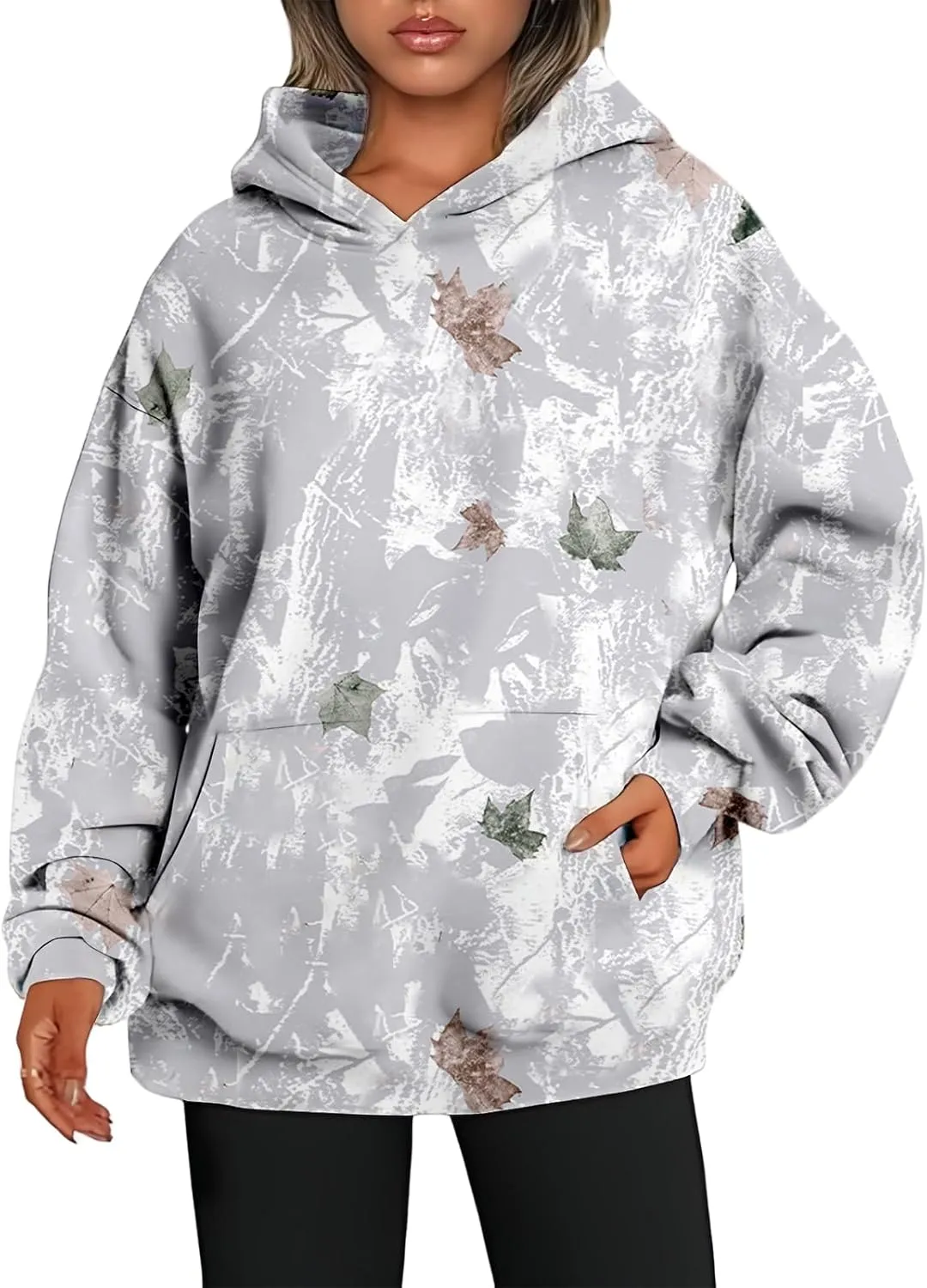 ZWRXW Womens Maple Leaf Print Camo Hoodies Oversized Long Sleeve Hooded Sweatshirt Fall Fashion Pullover Tops with Pocket